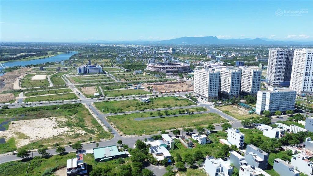 Bán lô đất 2 mặt tiền trước sau sát chung cư plaza cách biển 300m