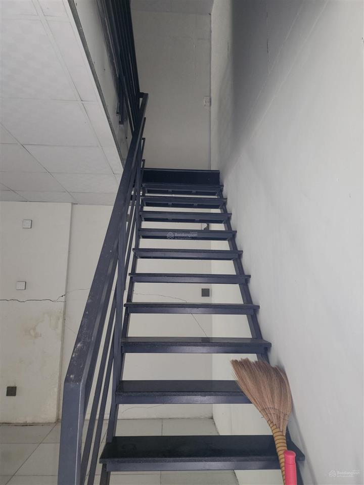 Bán nhà mặt phố 193m2 tại văn tiến dũng, 12,5 tỷ, tp.hcm  giá siêu hời, đẹp, nhiều tiện nghi