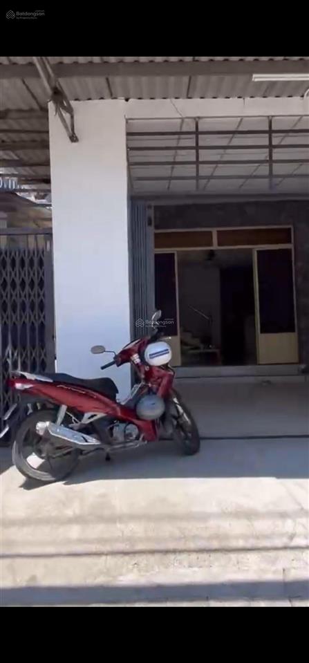 Chủ giảm 1 tỷ. một căn nhà vừa ở, có nguồn thu nhập. dân cư đông đúc, tiện kinh doanh đa ngành nghề
