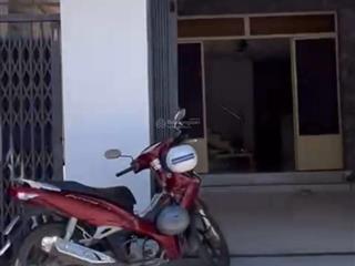 1 căn nhà vừa ở, vừa có nguồn thu nhập. vị trí dân cư đông đúc, tiện kinh doanh đa ngành nghề