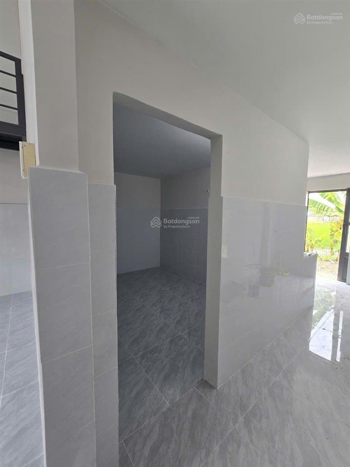 Nhà tân kim đường xe hơi giáp ranh thành phố chỉ cách 30m, nhà vào ở ngay mà giá chỉ có 1 tỷ 680