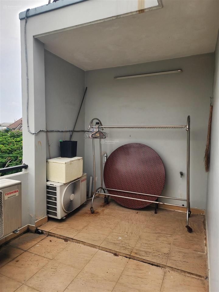 Biệt thự khu dân cư gia hòa. sổ hồng hoàn công đầy đủ. tiếp khách thiện chí