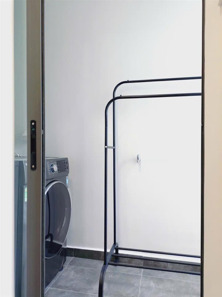 Bán căn 2pn 2wc 70m2 rẻ nhất tòa giá 1.990 tỷ (full 102%) nhà mới chưa sử dụng cc the maison