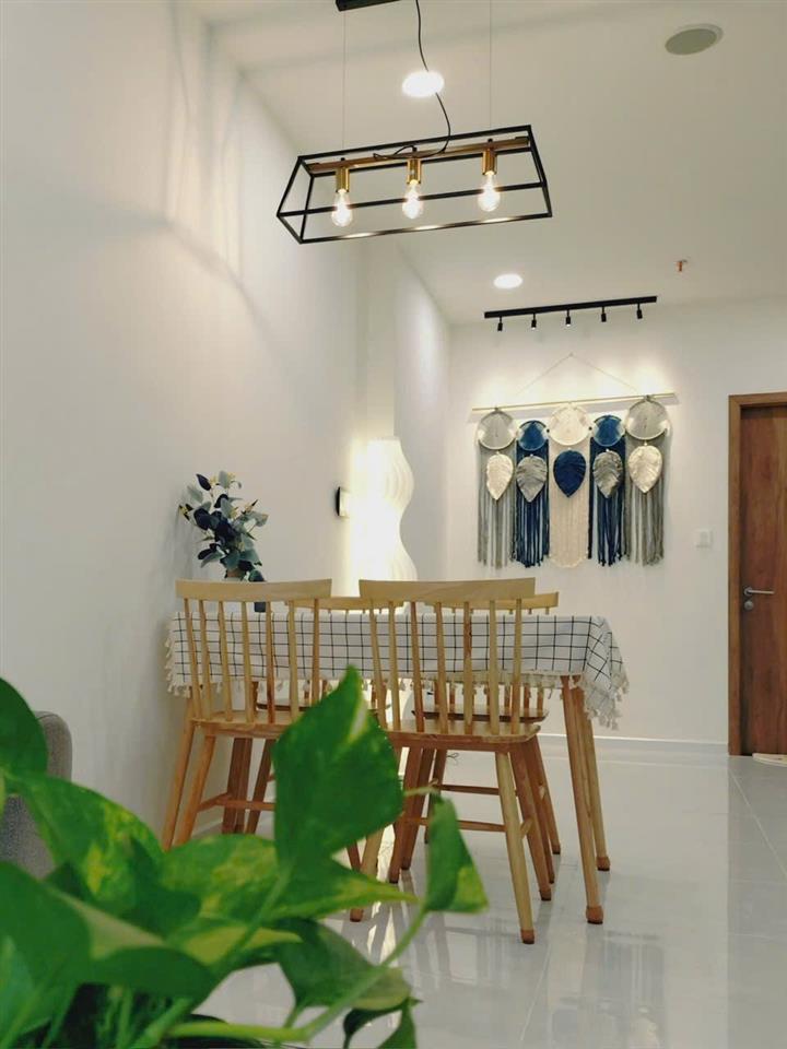 Bán căn 2pn 2wc 70m2 rẻ nhất tòa giá 1.990 tỷ (full 102%) nhà mới chưa sử dụng cc the maison