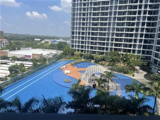 Bán căn 2pn 2wc 75m2 tầng trung cao view hồ bơi siêu đẹp cc the glory  xem nhà 0705 435 ***