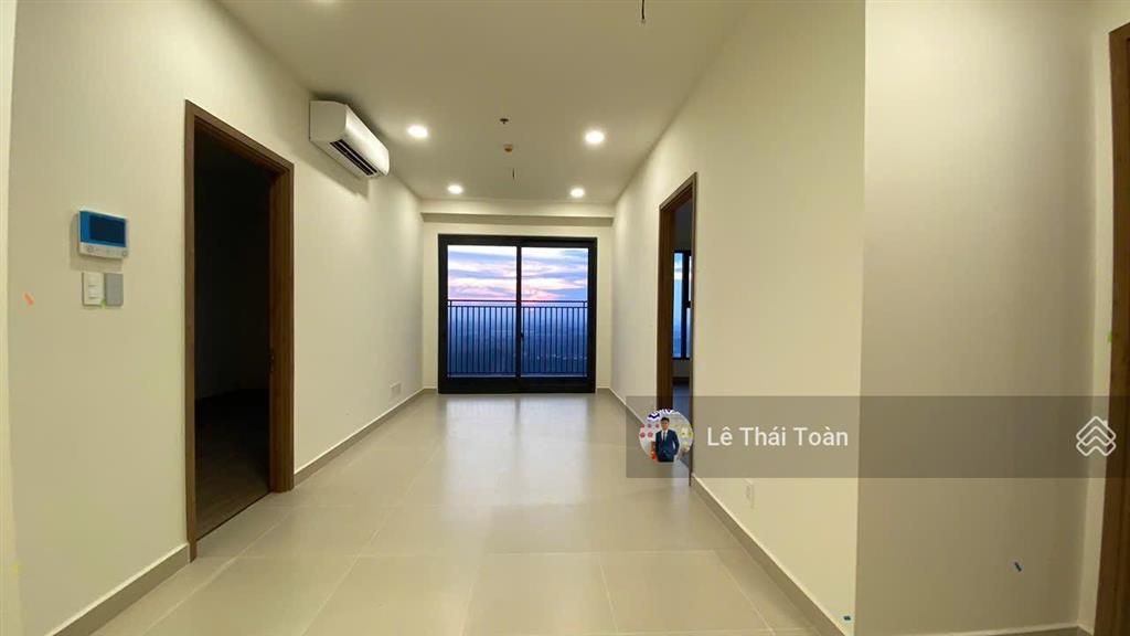 Bán 2pn 2wc 75m2 full nội thất cho thuê 17 triệu/tháng view hồ bơi tầng đẹp the glory