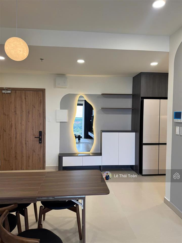 Cho thuê 2pn 2wc tầng cao view đẹp nội thất mới , xịn như hình giá 15 triệu ( bao pql )