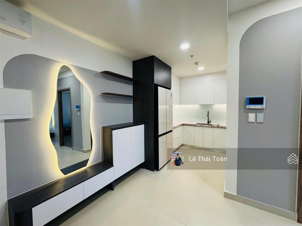 Cho thuê 2pn 2wc tầng cao view đẹp nội thất mới , xịn như hình giá 15 triệu ( bao pql )