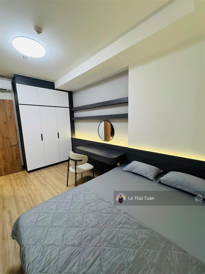 Cho thuê 2pn 2wc tầng cao view đẹp nội thất mới , xịn như hình giá 15 triệu ( bao pql )