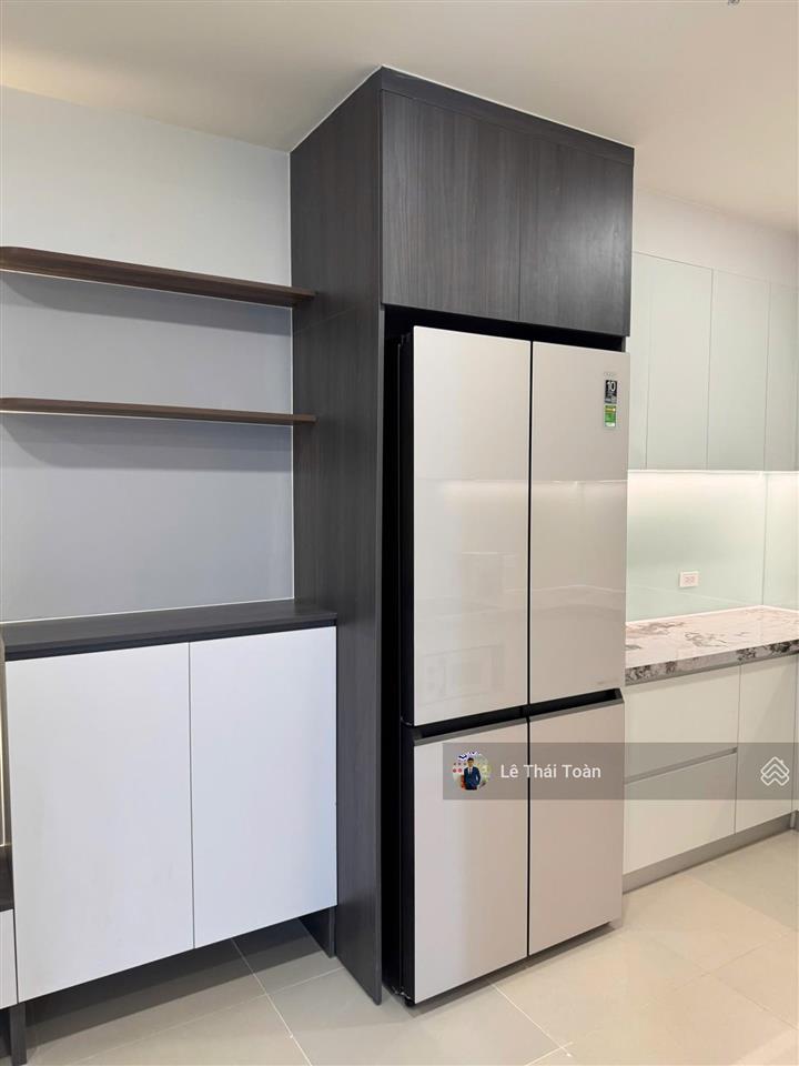 Cho thuê 2pn 2wc tầng cao view đẹp nội thất mới , xịn như hình giá 15 triệu ( bao pql )