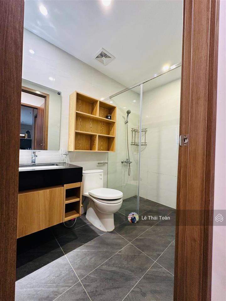 Cho thuê 2pn 70m2 giá 10 triệu full nội thất xịn, đẹp. chung cư cao cấp happy one central