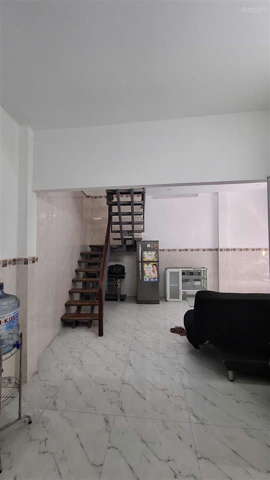 Lô góc hẻm xe tải gần bùi thế mỹ, tân bình, 30m2, 2pn lớn, chỉ nhỉnh 4 tỷ