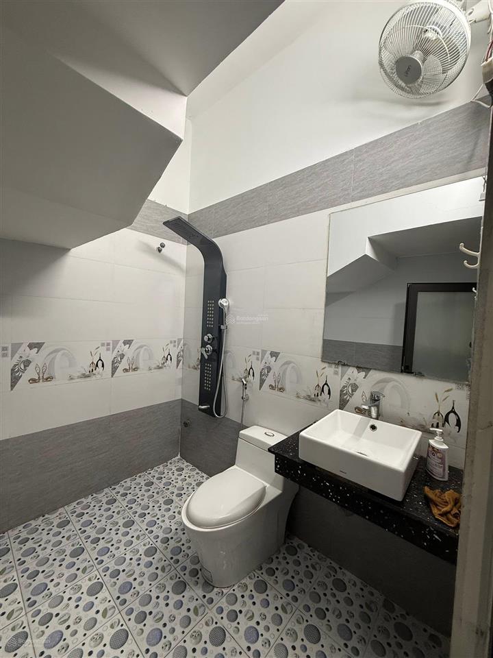 Cần bán nhà 2 tầng mt hòa minh 4.đà nẵng.