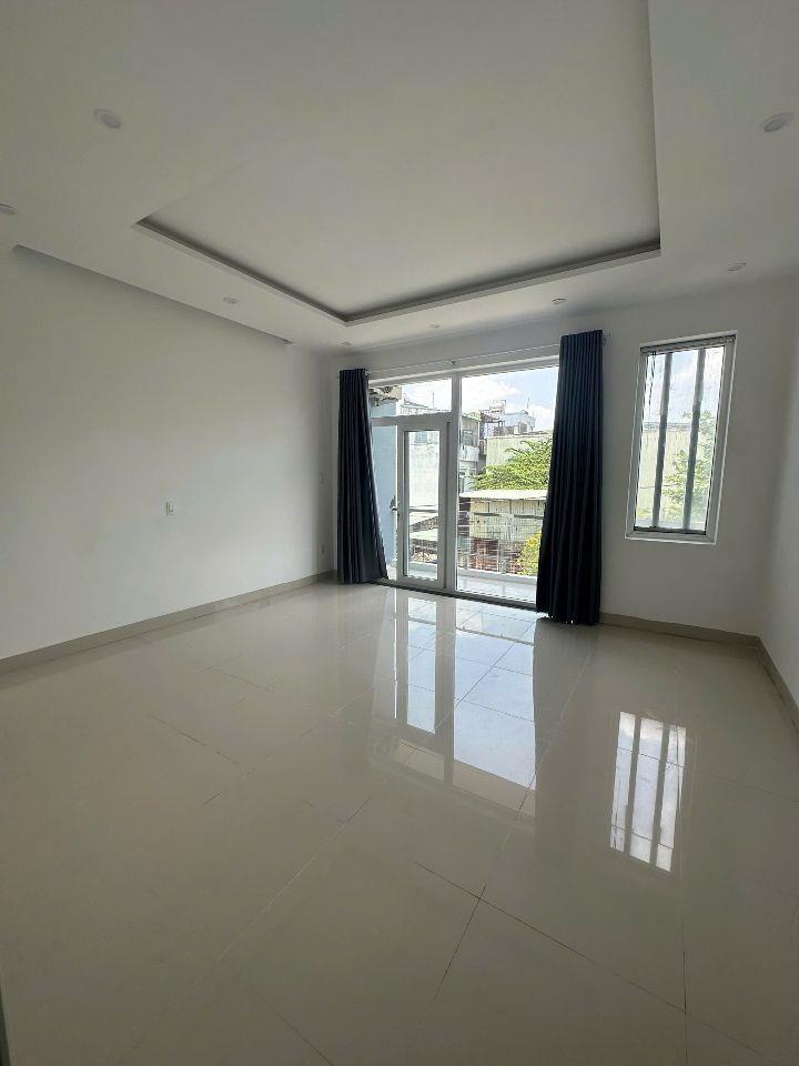 Chính chủ gửi bán nhà 3 tầng mt bàu năng 1, đà nẵng
