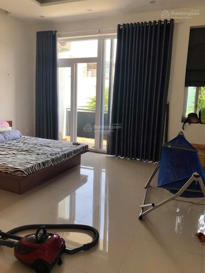 Cần bán nhà 3 tầng mt bàu năng 1.đà nẵng