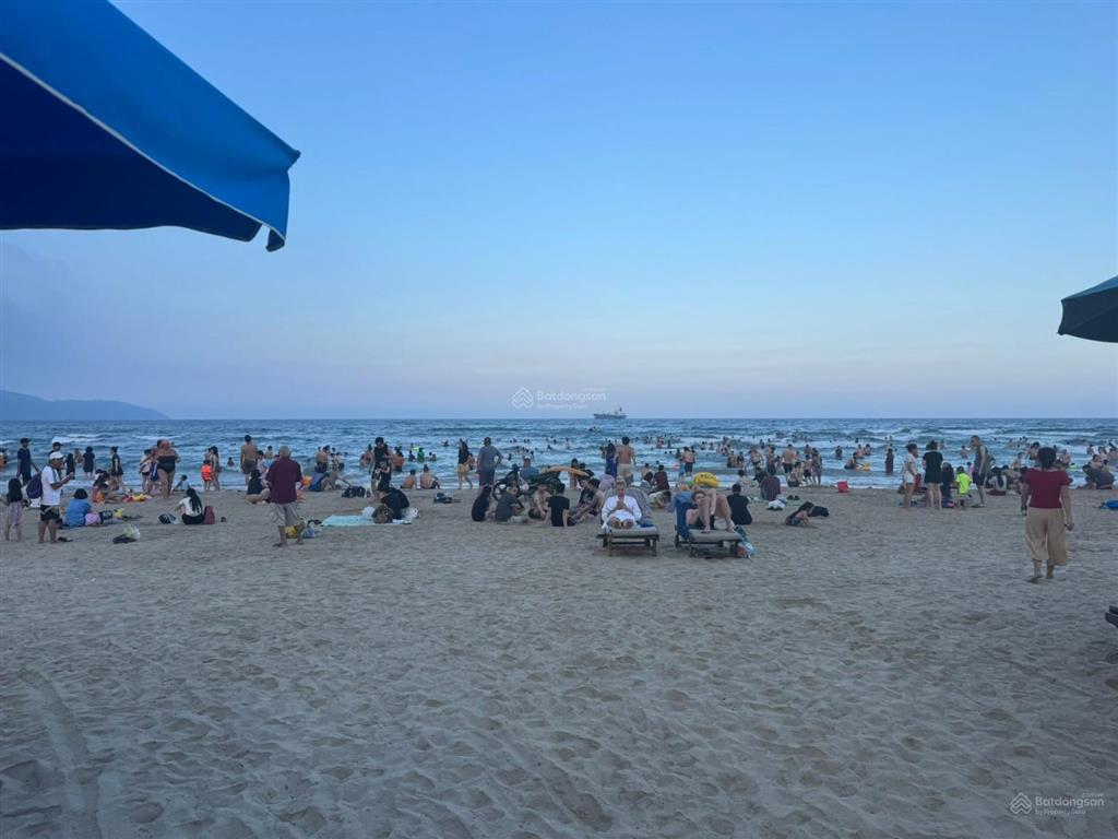 Cần bán cặp đất view biển nguyễn tất thành. đà nẵng.