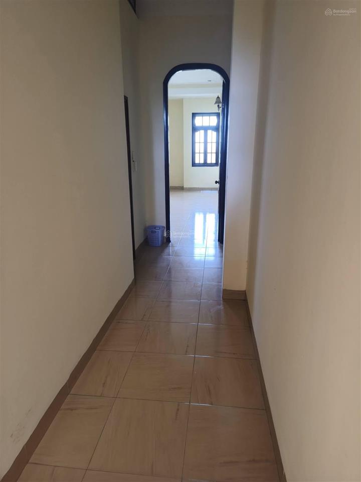Chính chủ gửi bán nhà 4 tầng view biển nguyễn tất thành.đà nẵng.