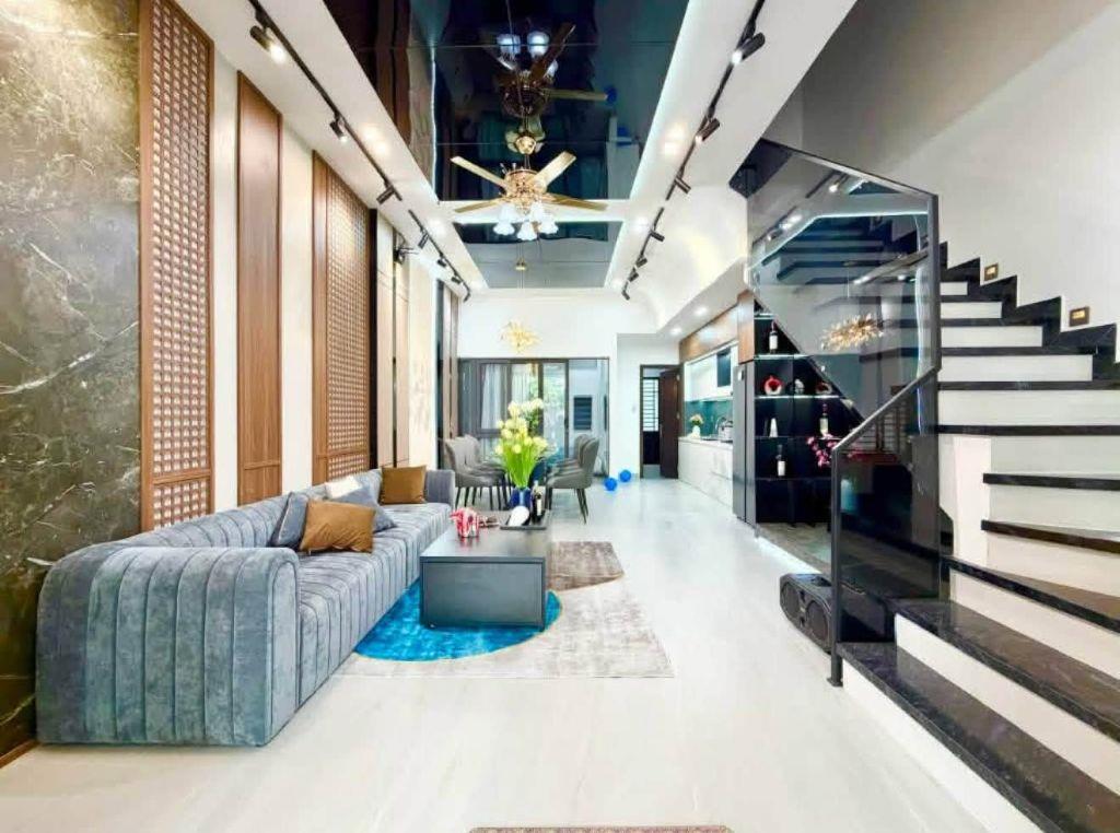 💎Chính chủ gửi bán nhà 3 tầng Full Nội Thất MT Nguyễn Chích, Đà Nẵng.