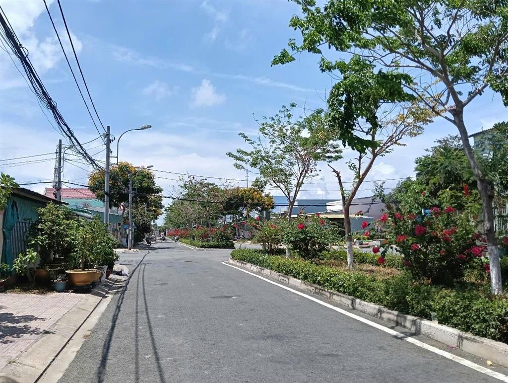 Bán đất ngộp khu dân cư giồng ao 100m2 chỉ với giá 4 tỷ