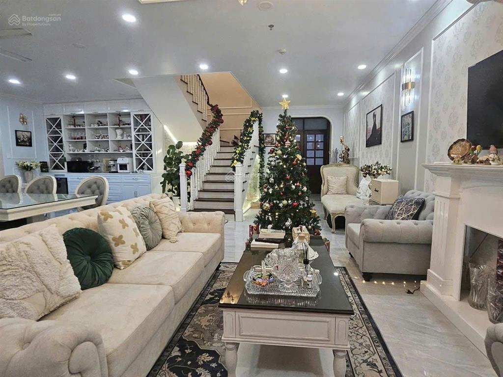 Bán penthouse đẹp tại him lam riverside, 17,2 tỷ, 220m2, 4pn, 3wc