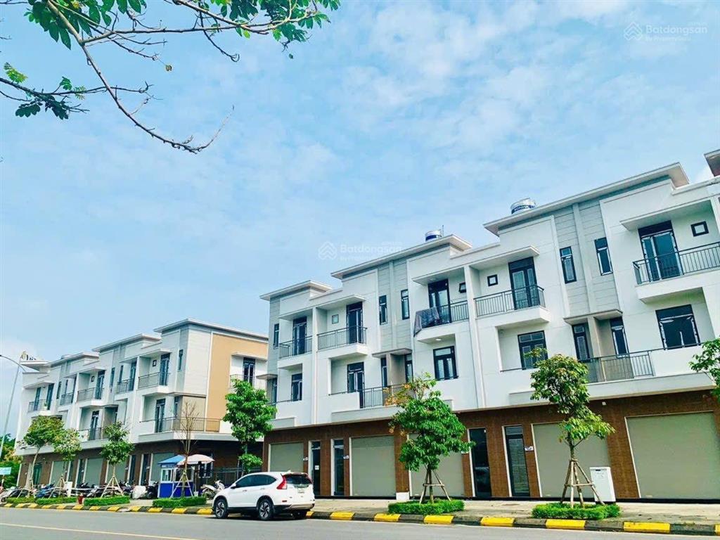 5,8 tỷ  bán rất gấp  shophouse centa city  vsip thuỷ nguyên  hải phòng