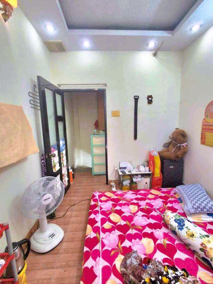 NHÀ HẺM THÔNG HOÀNG VĂN THỤ GẦN MẶT TIỀN NHỈNH 2 TỶ