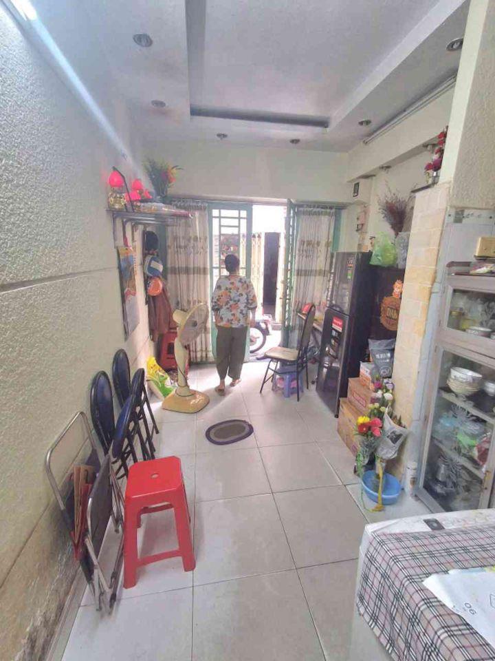 NHÀ HẺM THÔNG HOÀNG VĂN THỤ GẦN MẶT TIỀN NHỈNH 2 TỶ