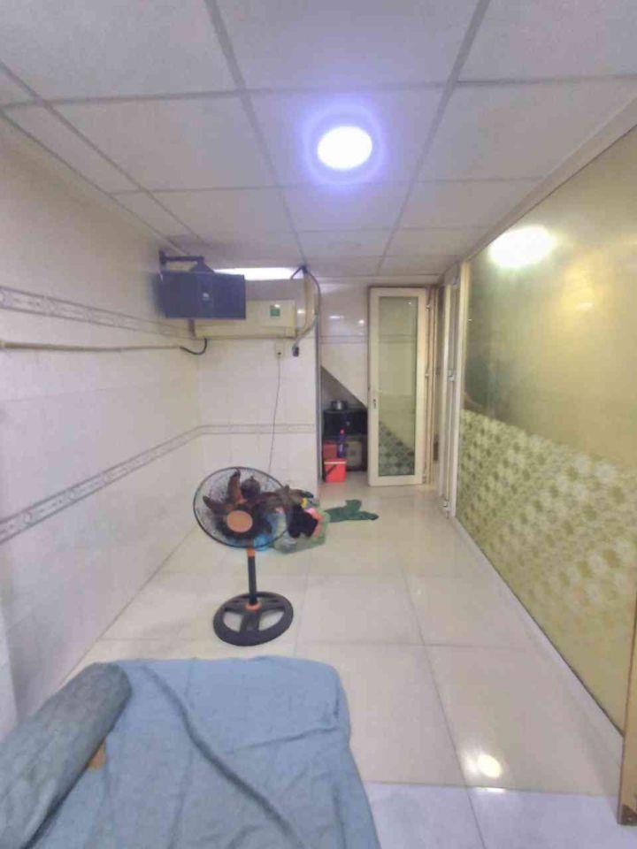 HƠN 2 TỶ CÓ NHÀ 3 TẦNG CMT8 3PN GẦN METRO SỐ 2