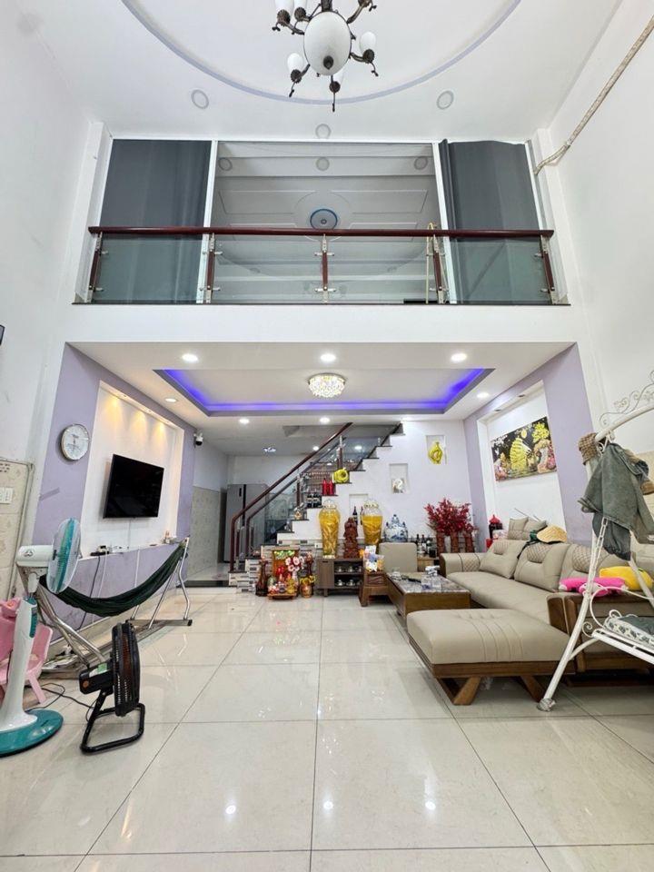 60M2 TRỊNH ĐÌNH TRỌNG / HXH THÔNG / NGANG HƠN 5M / 3 TẦNG 5 TỶ 5