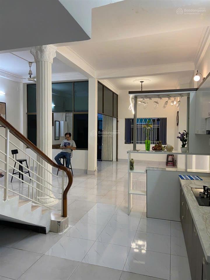 Chính chủ cần bán gấp nhà hẻm 2 mặt tiền đường nguyễn trọng tuyển