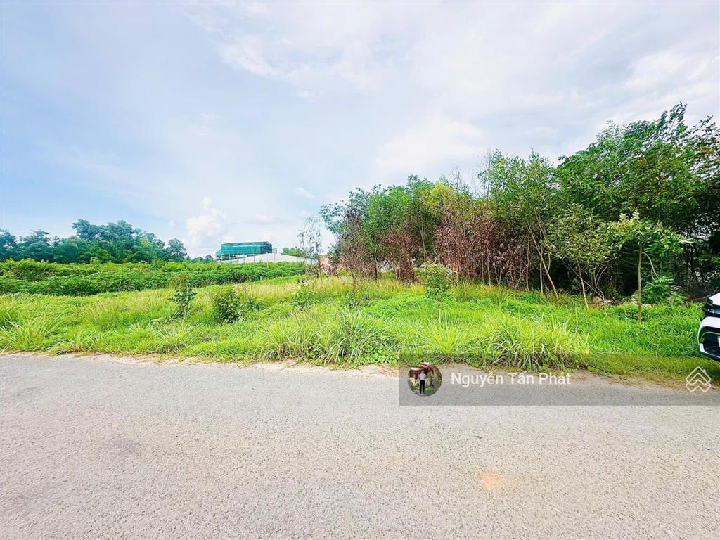 11x51 đường nhựa. 573m2 có thổ cư. khu dân cư. 660tr. rẻ