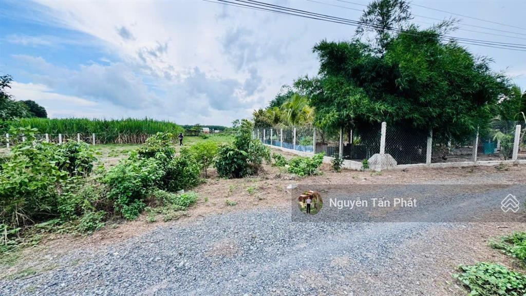 5x61m có thổ cư. gần kcn. dân đông. chỉ 410tr. rẻ quá rẻ