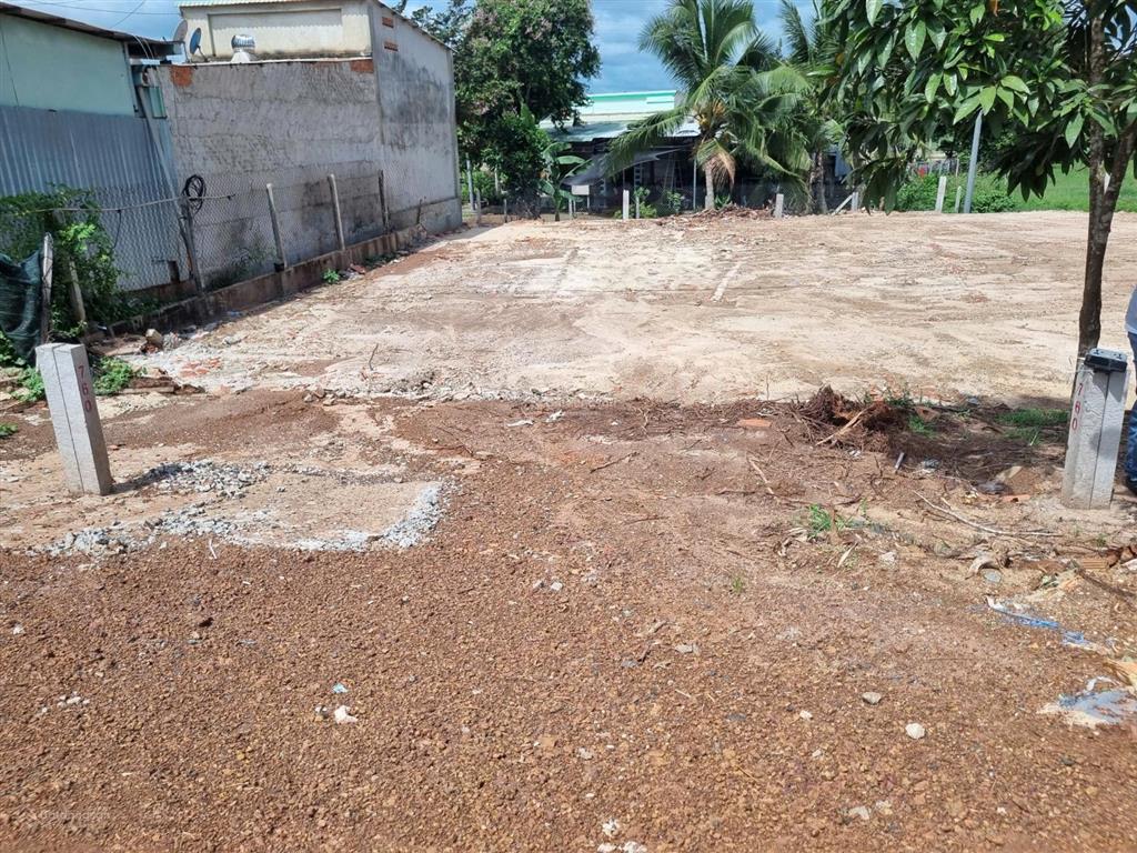110m² có thổ cư. nằm giữa kcn phước đông. 380tr