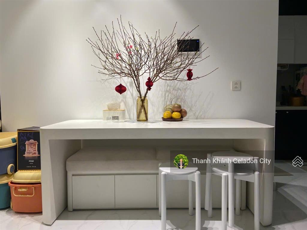 Bán căn 2pn2wc diamond centery 86m2, view hồ bơi, để lại full nt như hình  tặng 1 slot ô đậu xe