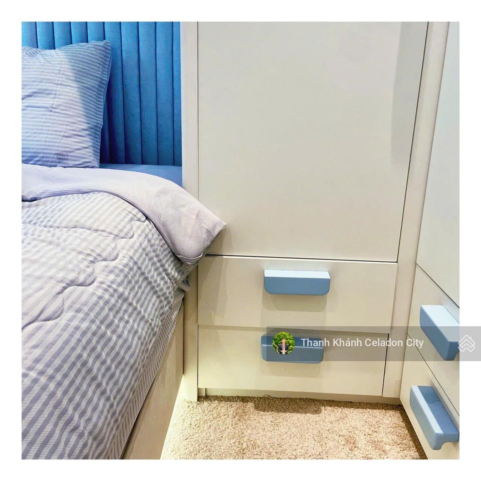 Bán căn 2pn2wc diamond centery 86m2, view hồ bơi, để lại full nt như hình  tặng 1 slot ô đậu xe