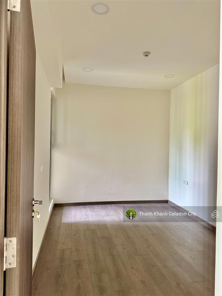 Bán gấp diamond centery 3pn3wc, 120,7m2 view công viên, tháp c4, giá bán 11ty trả chậm 36 tháng