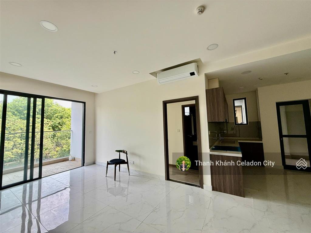 Bán gấp diamond centery 3pn3wc, 120,7m2 view công viên, tháp c4, giá bán 11ty trả chậm 36 tháng