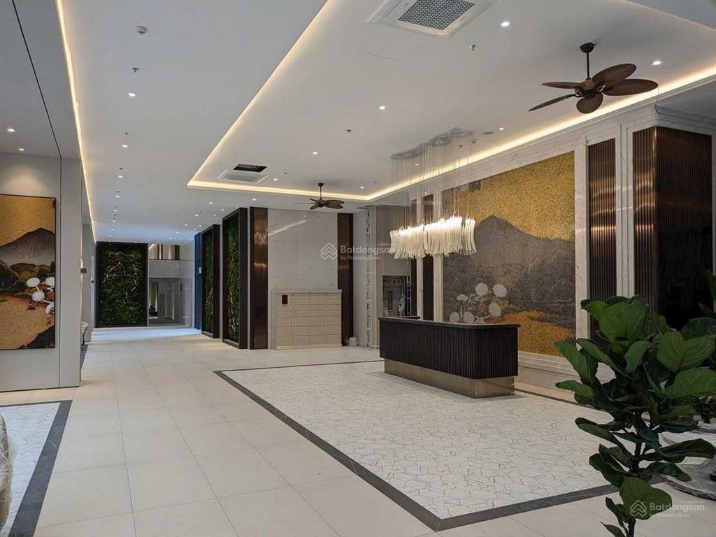 Bán gấp diamond centery 3pn3wc, 120,7m2 view công viên, tháp c4, giá bán 11ty trả chậm 36 tháng