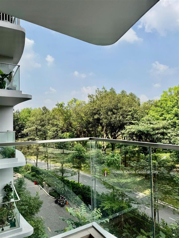 Bán gấp diamond centery 3pn3wc, 120,7m2 view công viên, tháp c4, giá bán 11ty trả chậm 36 tháng