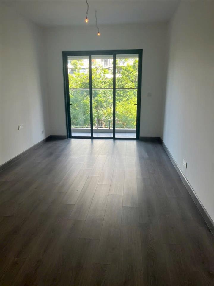 Bán căn skylikned ( xe hơi lên tận nhà)  gara ôtô riêng 45m2, tk 2pn, dt 170m2  giá 11tỷ5 (102%)