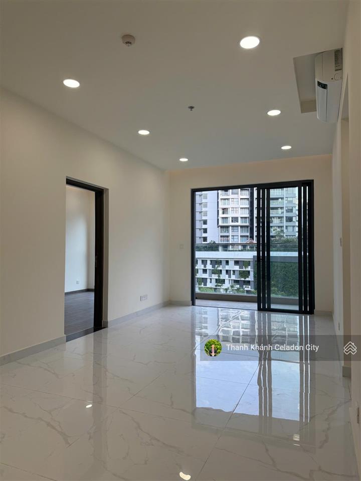 Bán căn hộ diamond centery  celadon city, 2pn, 2wc, dt 96m², thanh toán giãn 36 tháng