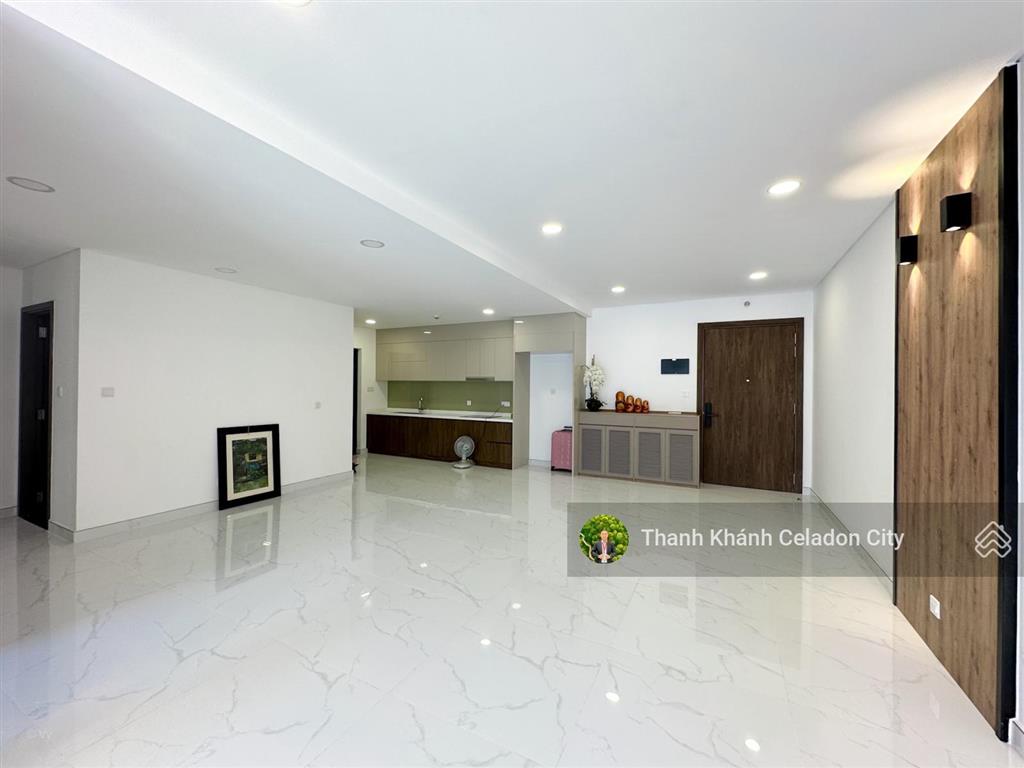 Bán căn 112m2 brilliant giá 9ty full nội thất  2pn, 2wc, view đông bắc, tầng trung, hướng mát mẻ