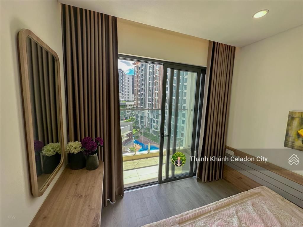 Bán căn 112m2 brilliant giá 9ty full nội thất  2pn, 2wc, view đông bắc, tầng trung, hướng mát mẻ