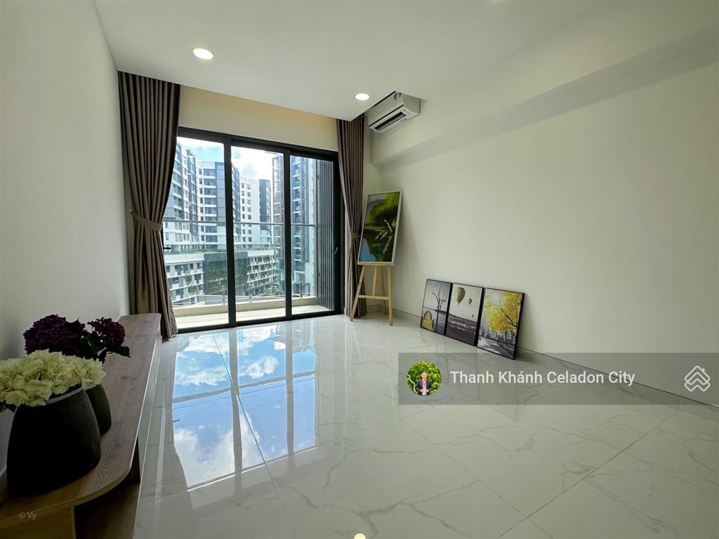 Bán căn 112m2 brilliant giá 9ty full nội thất  2pn, 2wc, view đông bắc, tầng trung, hướng mát mẻ