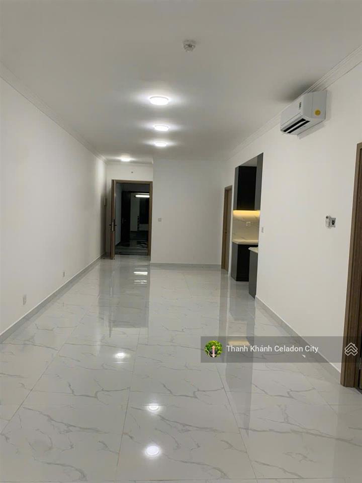 Căn hộ xe hơi chạy lên tận nhà skylinked  gara ô tô riêng, tk 2pn, dt 163m2  giá 10tỷ3