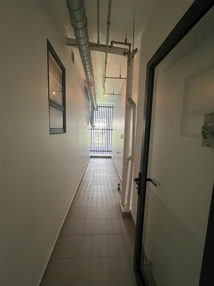 Bán căn skylinked (xe hơi lên tận nhà)  gara ôtô riêng 45m², tk 2pn, dt 170m²  giá 11tỷ5 (102%)