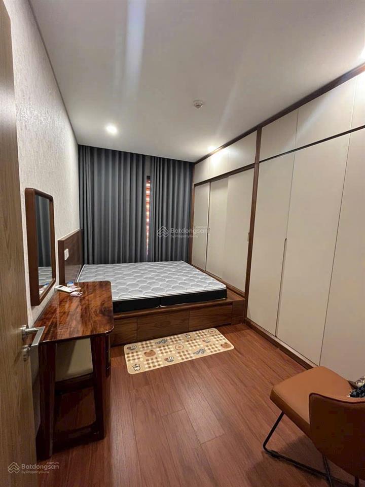 Bán gấp căn hộ 3pn 117m2 khu alnata plus, full nội thất  giá 10 tỷ 5, sổ hồng trao tay, đông nam