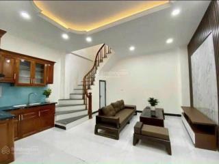 Siêu phẩm ngô quyền  hà đông .diện tích 30 mét vuông , 5 tầng siêu đẹp , ô tô đỗ sát nhà