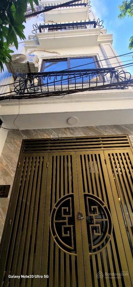 Nhà mới  thoáng  gần ô tô  bể bơi  ngõ rộng  diện tích 33 mét vuông , 5 tầng tại hà đông