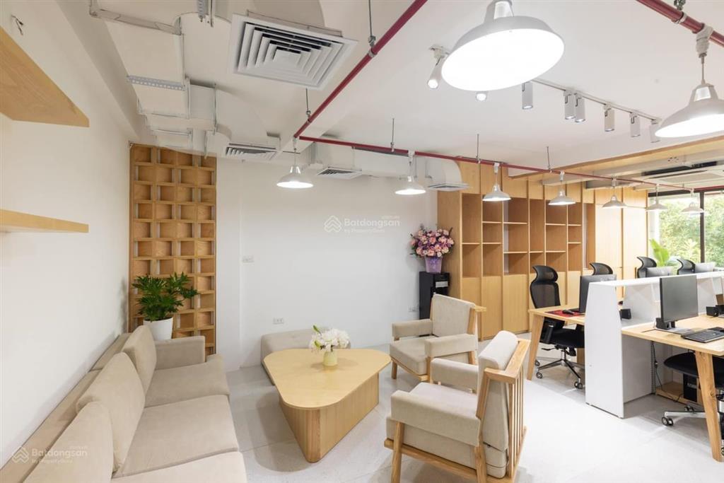 Thái hà  vp 115m² thoáng 3 mặt mặt tiền 7m vuông vắn cần cho thuê gấp giá 22 triệu